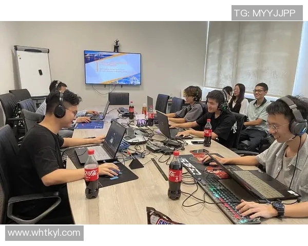 电竞实时数据青年赛分析V5团队协作表现与战术配合的深度点评